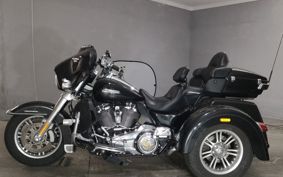 HARLEY  HARLEY FLHTCUTG1750 TRIKE  MAD