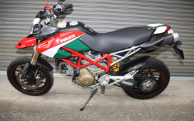 DUCATI  DUCATI  HYPERMOTARD 1100S 2010 ZDMB100AA8B