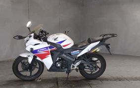 HONDA CBR125R JC50