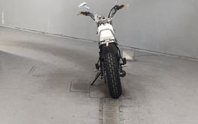 YAMAHA TW225 DG09J