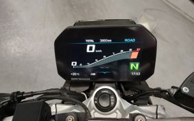BMW F900R 0K11