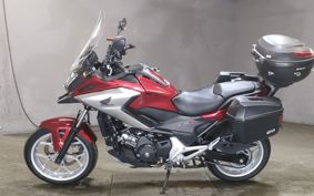 HONDA NC750X RC90