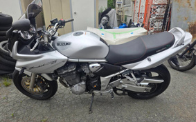 SUZUKI BANDIT1200S 2000 GV77A