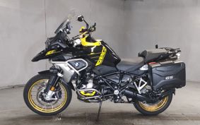 BMW R1250GS 0M01