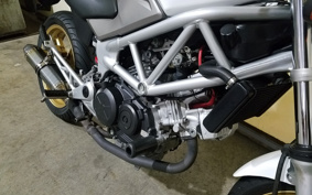 HONDA VTR 250 MC33