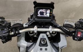 HONDA X-ADV 750 RH10