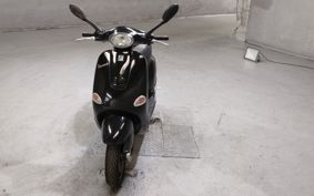 VESPA  VESPA ET4 125