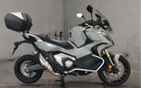 HONDA X-ADV 750 RH10