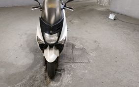 YAMAHA MAJESTY 125 SE27
