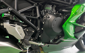 KAWASAKI NINJA H2 SX SE 2023 ZXT02P