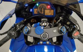 HONDA CBR600RR PC37