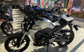 HONDA CB250R MC52