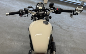 TRIUMPH  TRIUMPH  STREET  SCRAMBLER  2019 DAD78G