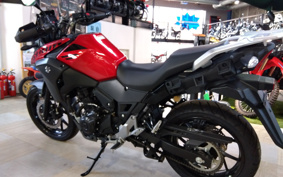SUZUKI STROM 250 DS11A