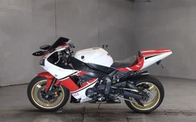YAMAHA YZF-R1 RN09