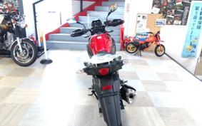 SUZUKI STROM 250 DS11A
