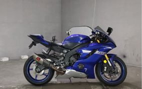 YAMAHA 6 RJ27