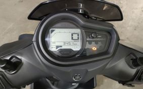 YAMAHA  CYGNUS  RAY ZR SEG4