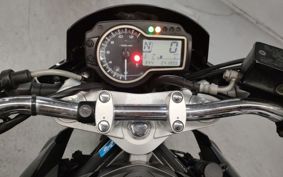 SUZUKI GSR750 C5112