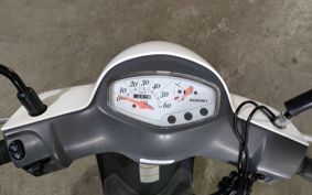 SUZUKI LETS4 CA45A