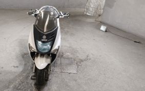 YAMAHA MAJESTY 125 SE27