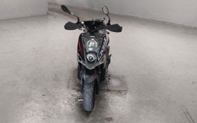 SYM CROCS 125 ..