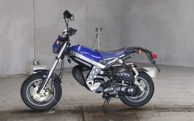 SUZUKI STREET MAGIC CF12A