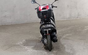 SUZUKI ADDRESS V100 CE11A