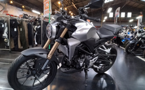 HONDA CB250R MC52