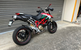 DUCATI  DUCATI  HYPERMOTARD 1100S 2010 ZDMB100AA8B