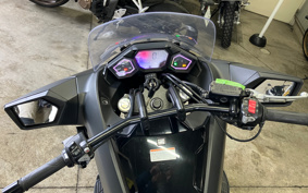 HONDA NM4 VULTUS -02 2014 RC82