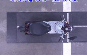 SUZUKI LETS4