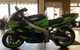 KAWASAKI ZX900R NINJA 2002 ZX900E
