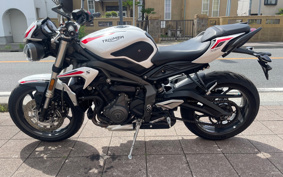 TRIUMPH  TRIUMPH  STREET  TRIPLE S 2020 HDA52A