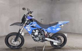 KAWASAKI D-TRACKER LX250E