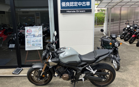 HONDA CB650R E-CLUTCH 2024 RH17