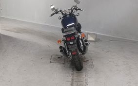 HONDA MAGNA 750 RC28