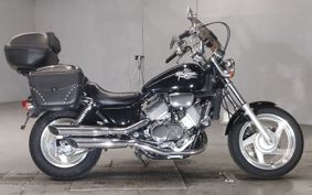 HONDA MAGNA 750 RC43