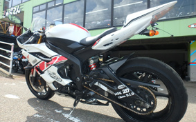 YAMAHA 6 2006 RJ12