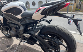 TRIUMPH  TRIUMPH  STREET  TRIPLE S 2020 HDA52A