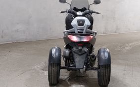 YAMAHA X-MAX250 TRIKE SG22