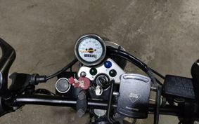 SUZUKI GLASS TRACKER BIG BOY NJ47A
