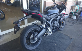 HONDA CBR650R 2025 RH17