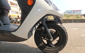 YAMAHA  AXIS Z