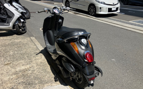 SYM UMI100