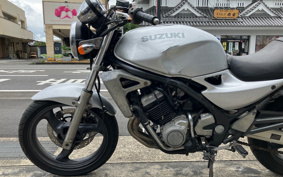 SUZUKI GSX250 ZR250C