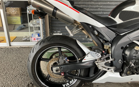 YAMAHA YZF-R1 2005 RN13