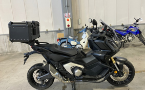 HONDA X-ADV 750 2023 RH10