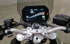 BMW F900R 0K11