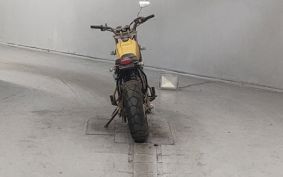 YAMAHA TW225 DG09J